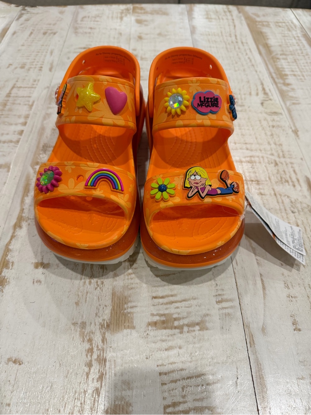 Disney Parks x Crocs 2024 Lizzie McGuire (Hilary Duff) Mega Crush Sandals M6 W8